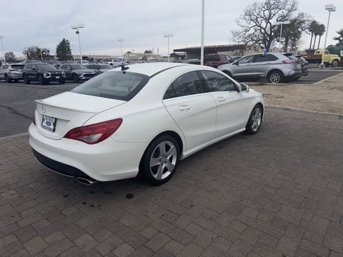 Used 2015 Mercedes-Benz CLA 250 image 3