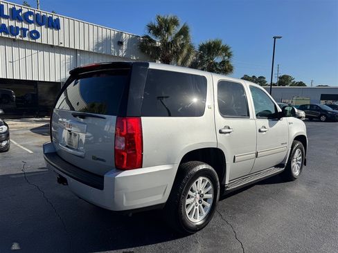 Used 2013 GMC Yukon 4WD Hybrid image 8