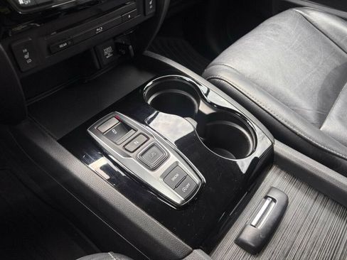 Used 2017 Honda Pilot Touring image 35