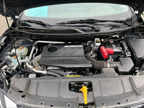 Used 2023 Nissan Rogue SV FWD image 35