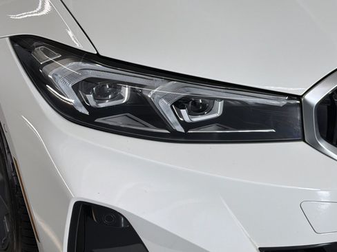 Used 2026 BMW 330i Sedan w/ Premium Package RWD image 12