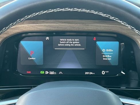 Used 2024 Volkswagen Atlas SE AWD/4WD image 27