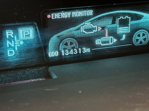 Used 2015 Toyota Prius Four image 19