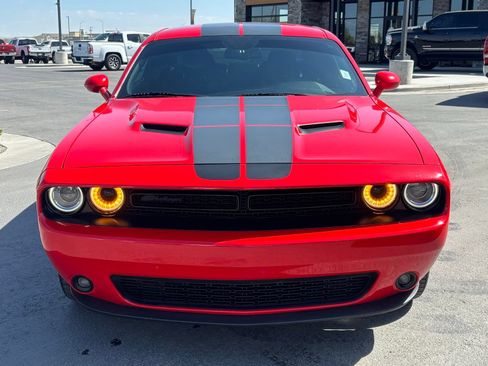 Used 2020 Dodge Challenger SXT w/ Blacktop Package RWD image 2