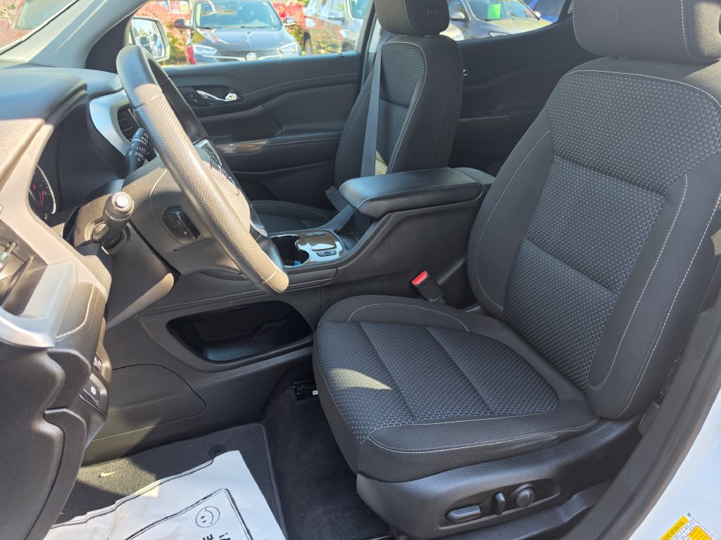 Certified 2021 GMC Acadia SLE w/ Driver Convenience Package FWD image 18