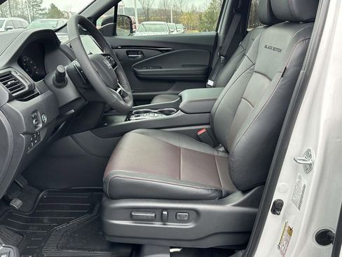 New 2026 Honda Ridgeline Black Edition image 4