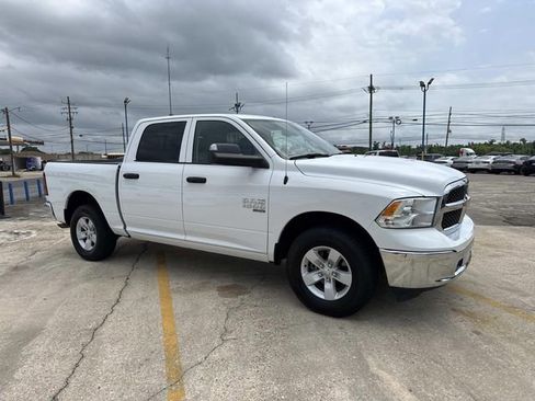 Used 2023 RAM 1500 Classic SLT w/ Trailer & Traction Group AWD/4WD image 6