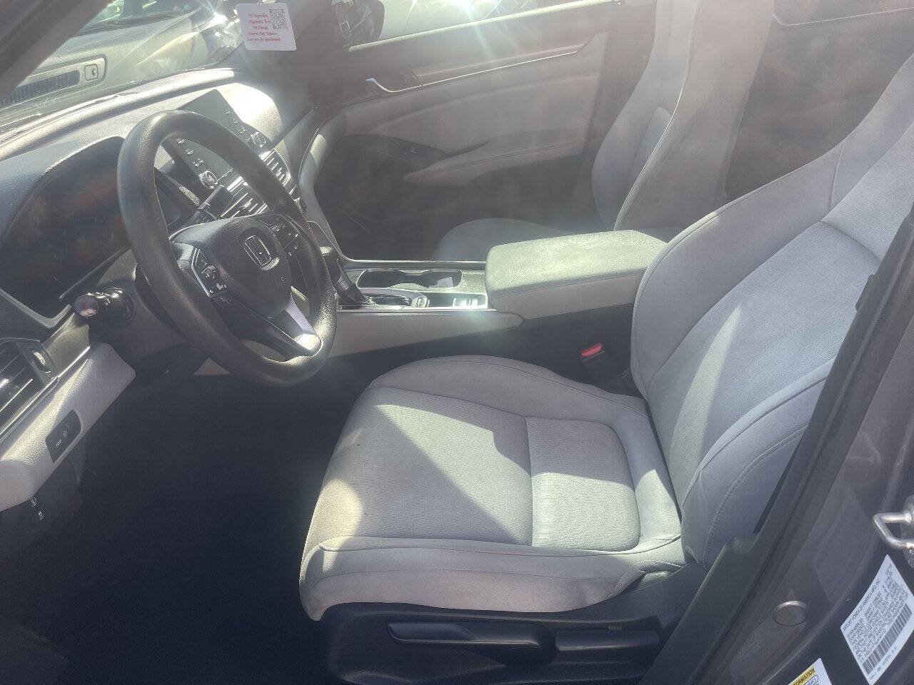 Used 2018 Honda Accord LX image 8