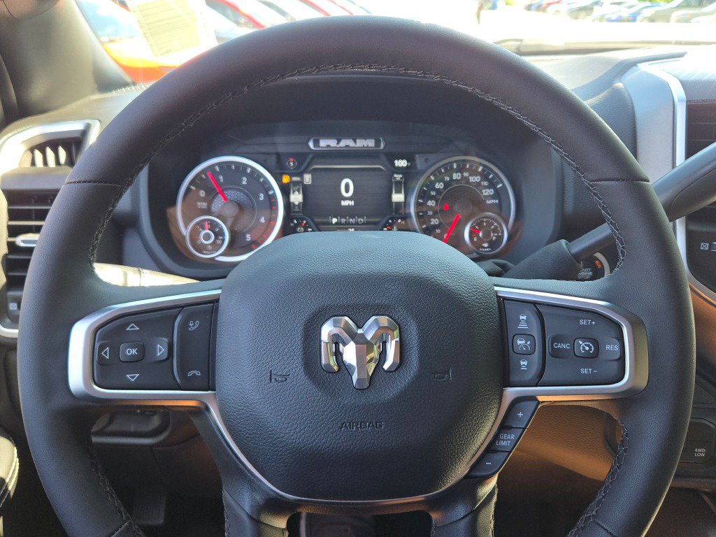 New 2026 RAM 3500 Big Horn AWD/4WD image 38
