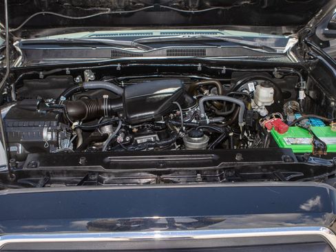 Used 2022 Toyota Tacoma SR5 image 27