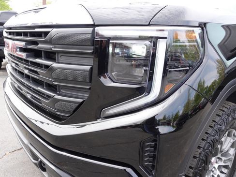 Used 2024 GMC Sierra 1500 Pro w/ Pro Value Package AWD/4WD image 58