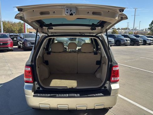 Used 2012 Ford Escape XLT image 10