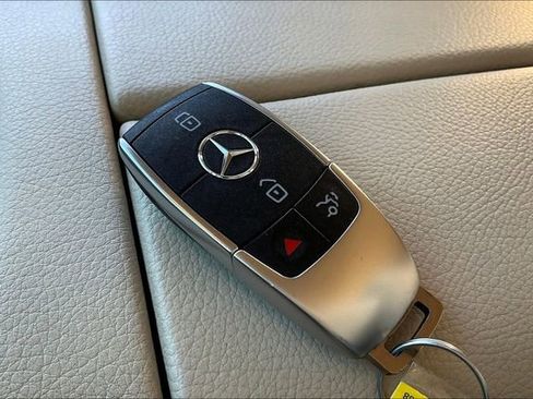 Used 2021 Mercedes-Benz GLE 350 GLE 350 image 10