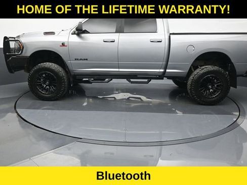 Used 2022 RAM 2500 Big Horn w/ Night Edition image 4
