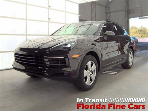 Used 2019 Porsche Cayenne AWD/4WD image 1