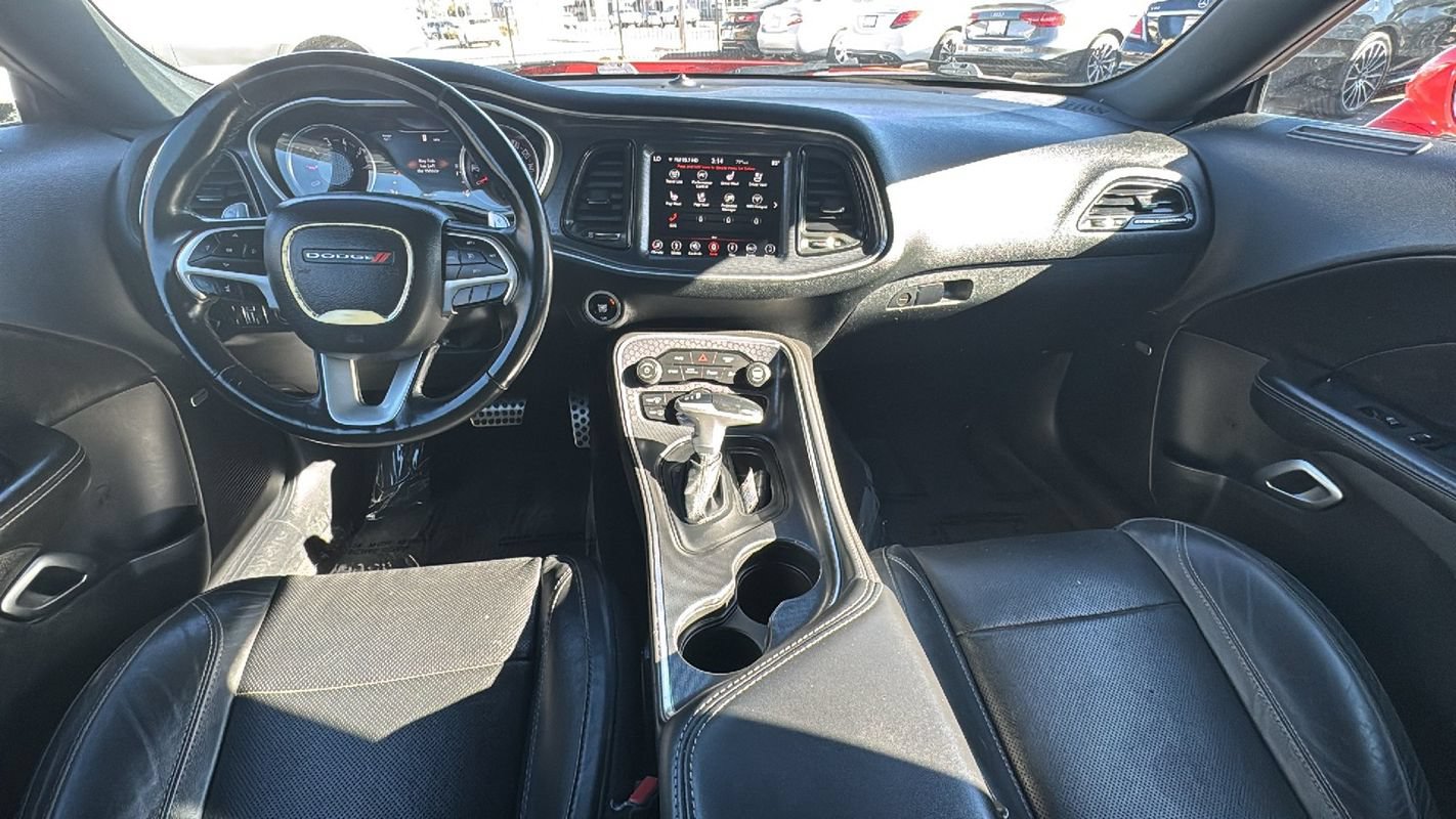 Used 2018 Dodge Challenger GT w/ Driver Convenience Group AWD/4WD image 18