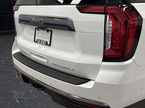 Used 2024 GMC Yukon XL Denali Ultimate image 38