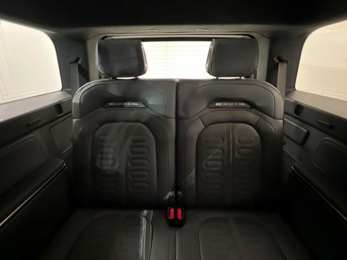 Used 2024 Rivian R1S Adventure AWD/4WD image 23