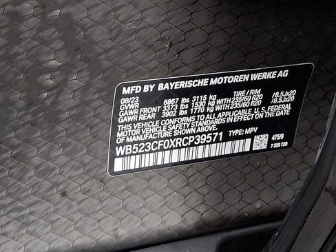 Used 2024 BMW iX xDrive50 image 30