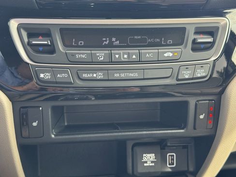 Used 2020 Honda Ridgeline RTL-E image 13