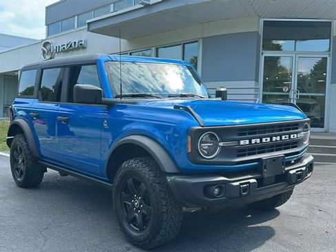 Used 2024 Ford Bronco Black Diamond AWD/4WD image 3