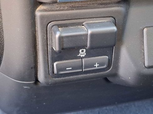 Used 2021 Chevrolet Silverado 1500 Custom Trail Boss image 24