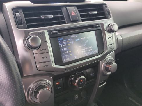 Used 2019 Toyota 4Runner SR5 Premium image 12