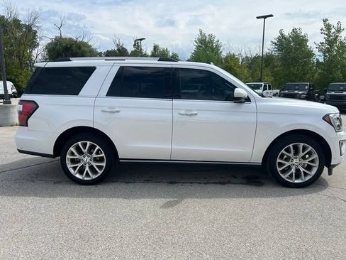 Used 2019 Ford Expedition Limited w/ Equipment Group 302A AWD/4WD image 2