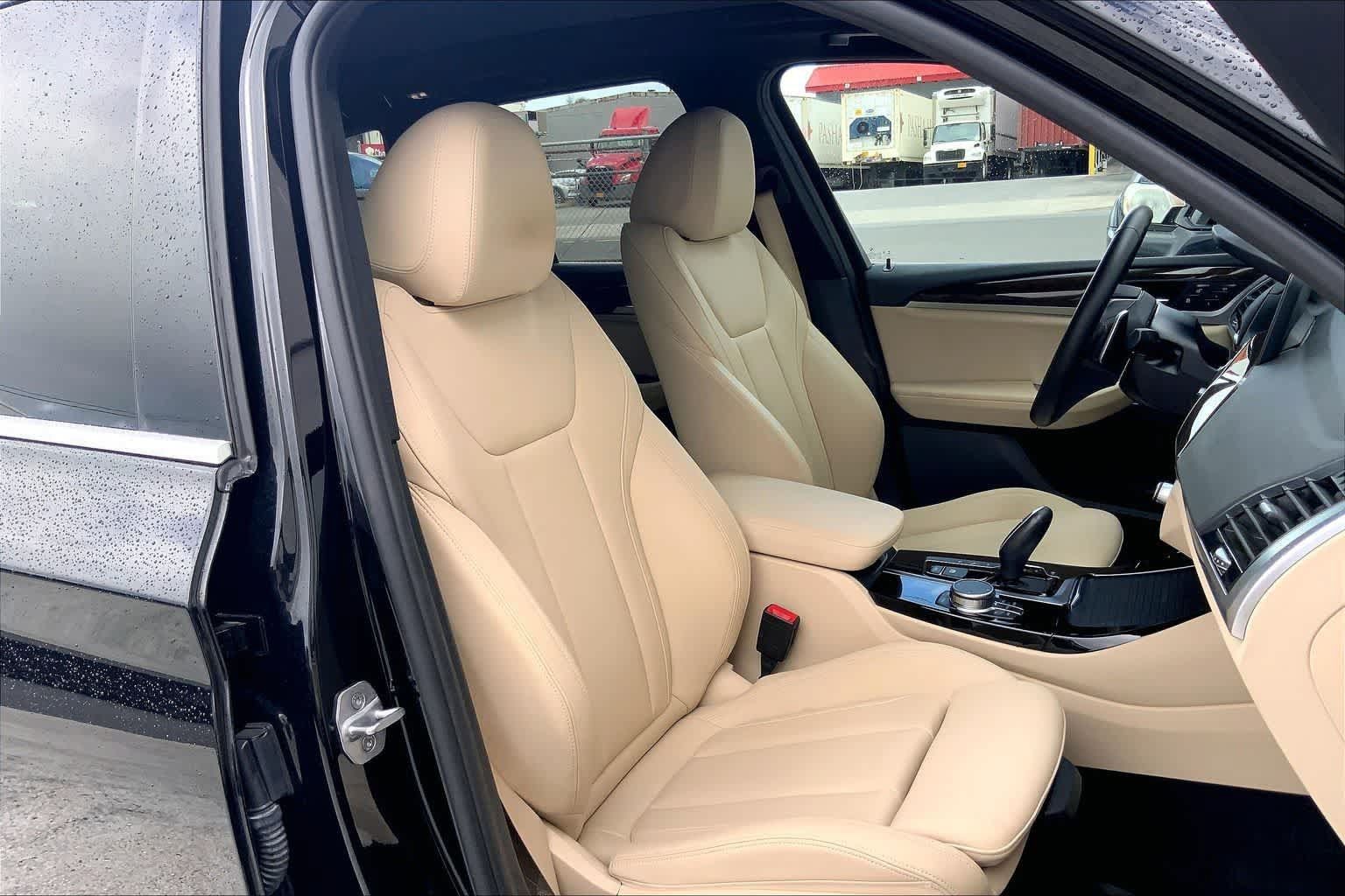Used 2021 BMW X3 xDrive30e w/ Premium Package AWD/4WD image 13