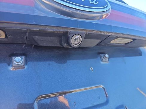 Used 2018 Ford Edge SE image 31