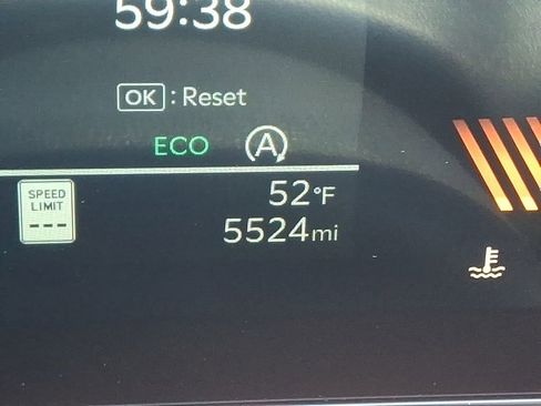 Certified 2025 Kia Sorento S image 21