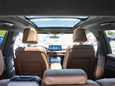 Used 2023 Lincoln Nautilus Reserve AWD/4WD image 25