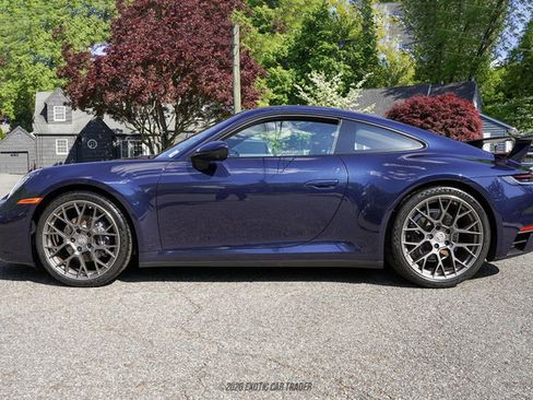 Used 2021 Porsche 911 Carrera RWD image 3