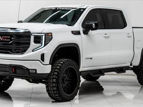 Used 2023 GMC Sierra 1500 AT4 image 1