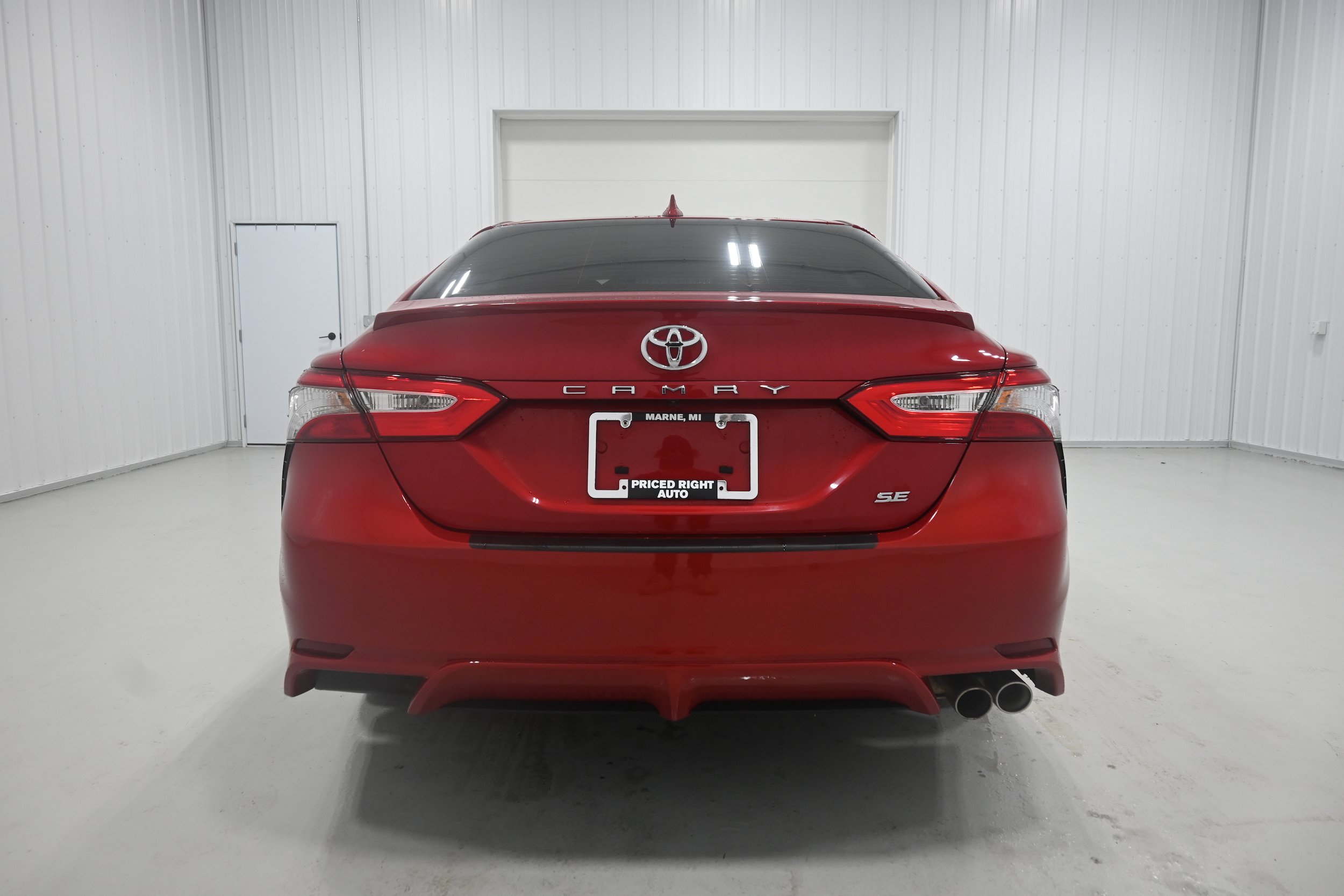 Used 2019 Toyota Camry SE FWD image 27