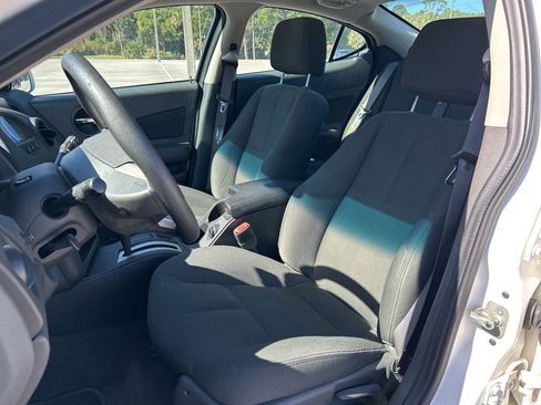 Used 2004 Pontiac Grand Prix GT w/ Drivers Package image 20