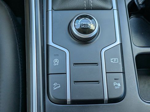 Certified 2023 Kia Sorento S FWD image 27