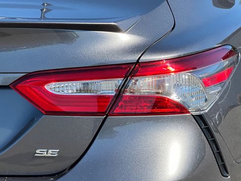 Certified 2019 Toyota Camry SE w/ Convenience Package FWD image 30