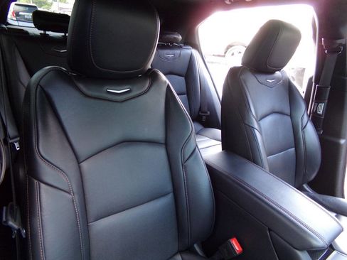 Used 2022 Cadillac XT4 Sport image 33