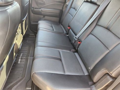 Used 2025 Honda Ridgeline TrailSport image 13