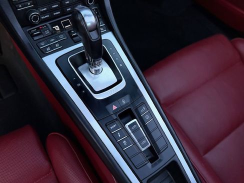 Used 2019 Porsche 911 Targa 4S image 32