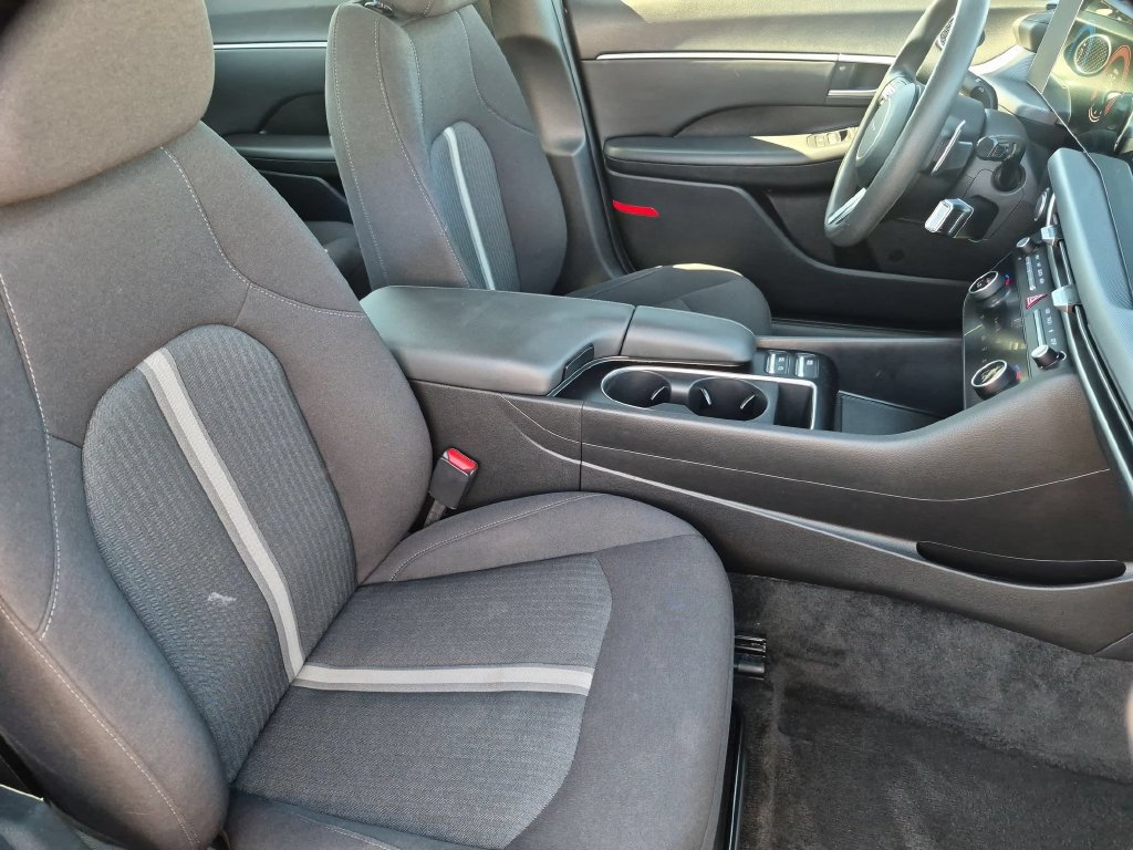 Used 2025 Hyundai Sonata SEL FWD image 31