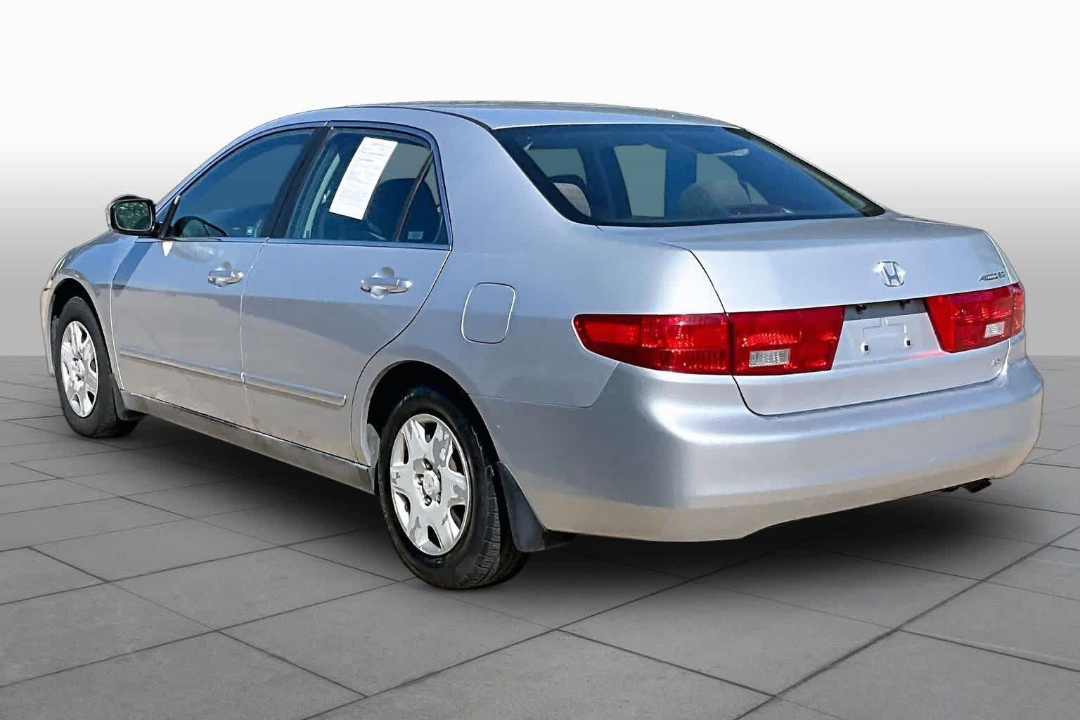 Used 2005 Honda Accord LX image 11