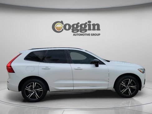 Used 2020 Volvo XC60 T5 R-Design image 6