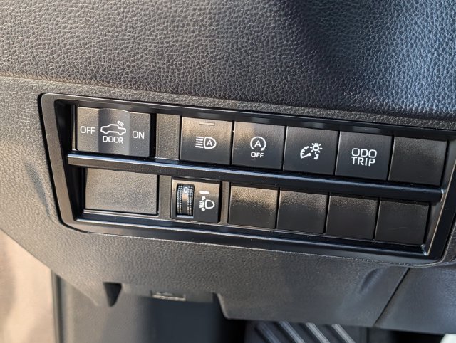 Used 2024 Toyota Tundra SR5 w/ SR5 Premium Package AWD/4WD image 24