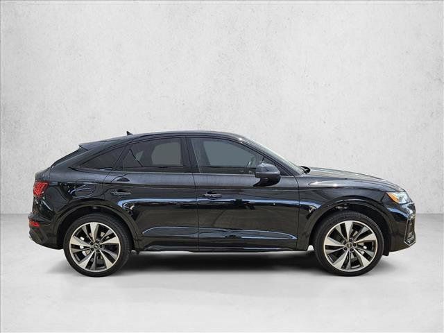 Used 2024 Audi SQ5 Prestige AWD/4WD image 4