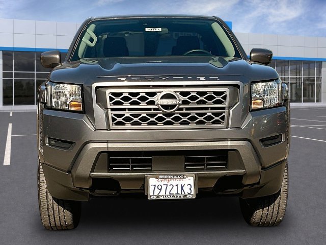 Used 2022 Nissan Frontier SV w/ Technology Package RWD image 2