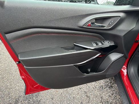 New 2026 Chevrolet Trax RS w/ Sunroof Package FWD image 15