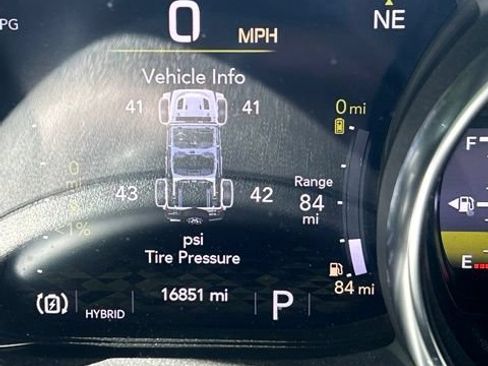 Used 2023 Jeep Wrangler Unlimited Sahara w/ Cold Weather Group AWD/4WD image 16