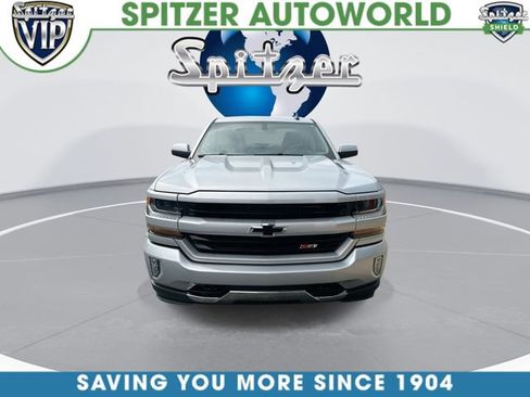 Used 2018 Chevrolet Silverado 1500 LT w/ LPO, Black Pack AWD/4WD image 3
